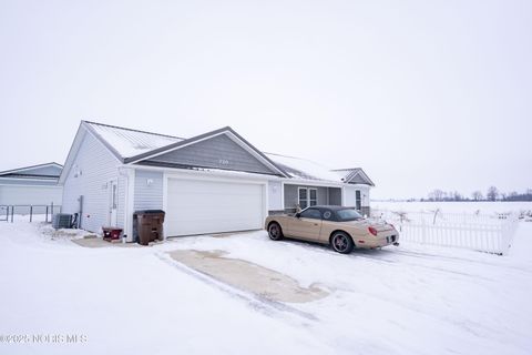 Tiny photo for 720 Bergman Drive, Sherwood, OH 43556 (MLS # 10002040)