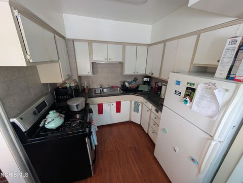 Tiny photo for 4427 Asbury Drive, Toledo, OH 43612 (MLS # 10007780)