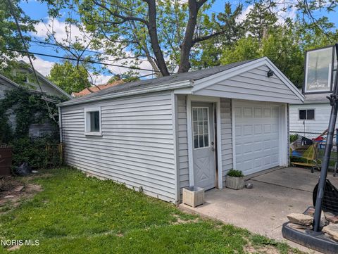 Tiny photo for 4427 Asbury Drive, Toledo, OH 43612 (MLS # 10007780)