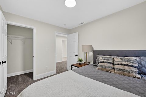 Tiny photo for 358 Spring Grove Avenue, Toledo, OH 43605 (MLS # 10004769)