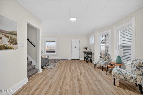 Tiny photo for 358 Spring Grove Avenue, Toledo, OH 43605 (MLS # 10004769)