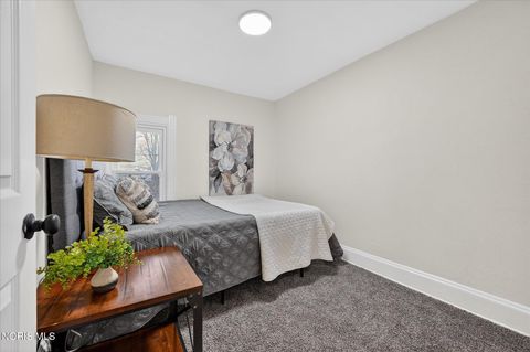 Tiny photo for 358 Spring Grove Avenue, Toledo, OH 43605 (MLS # 10004769)