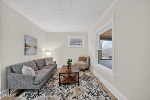 Tiny photo for 358 Spring Grove Avenue, Toledo, OH 43605 (MLS # 10004769)