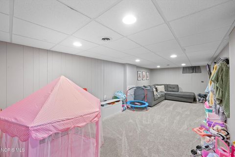 Tiny photo for 1937 Glenross Place, Northwood, OH 43619 (MLS # 10006449)