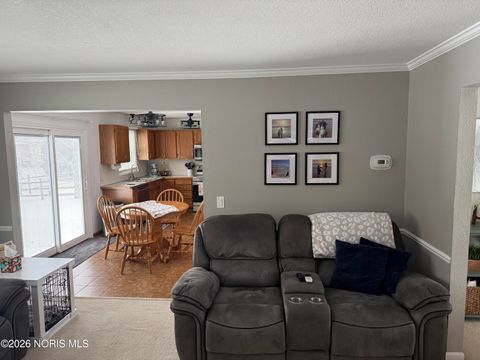 Tiny photo for 8149 Deerpointe Drive, Toledo, OH 43617 (MLS # 10003737)