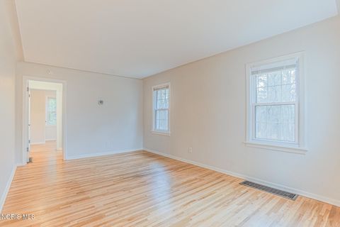 Tiny photo for 769 Colima Drive, Toledo, OH 43609 (MLS # 10004811)