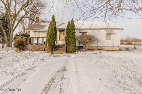 Photo of 13084 Quarry Road, North Baltimore, OH 45872 (MLS # 10002394)