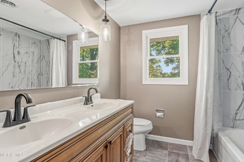 Tiny photo for 123 Oak Park Drive, Hicksville, OH 43526 (MLS # 10008471)
