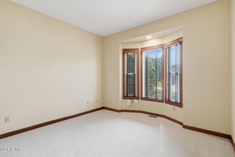 Tiny photo for 2330 Heatherwood Drive, Findlay, OH 45840 (MLS # 10013966)