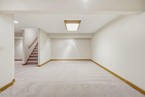 Tiny photo for 2330 Heatherwood Drive, Findlay, OH 45840 (MLS # 10013966)