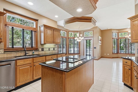 Tiny photo for 2330 Heatherwood Drive, Findlay, OH 45840 (MLS # 10013966)