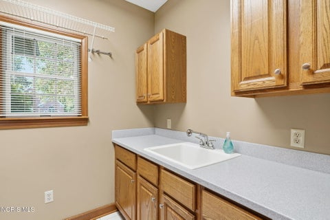 Tiny photo for 2330 Heatherwood Drive, Findlay, OH 45840 (MLS # 10013966)