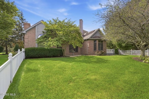 Tiny photo for 2330 Heatherwood Drive, Findlay, OH 45840 (MLS # 10013966)