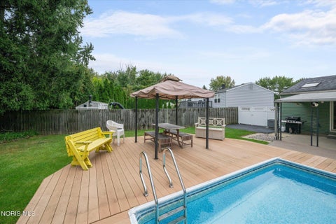Tiny photo for 156 Ponderosa Drive, Oregon, OH 43616 (MLS # 10013734)