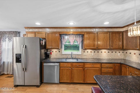 Tiny photo for 156 Ponderosa Drive, Oregon, OH 43616 (MLS # 10013734)