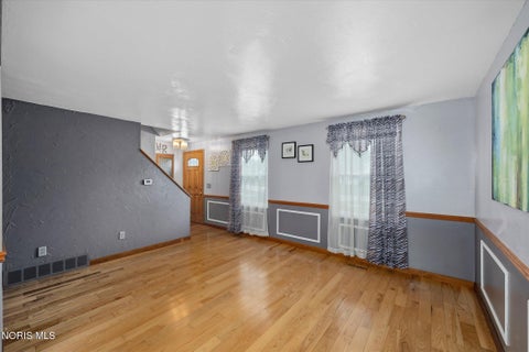 Tiny photo for 156 Ponderosa Drive, Oregon, OH 43616 (MLS # 10013734)