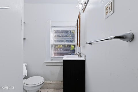 Tiny photo for 615 Prouty Avenue, Toledo, OH 43609 (MLS # 10013904)