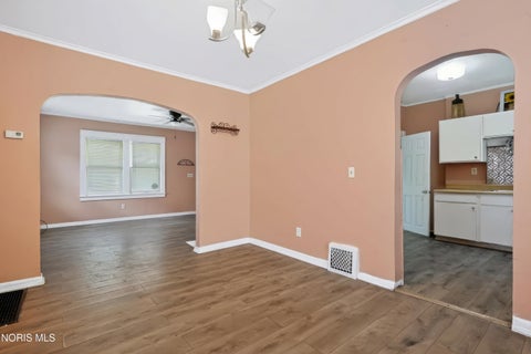 Tiny photo for 615 Prouty Avenue, Toledo, OH 43609 (MLS # 10013904)