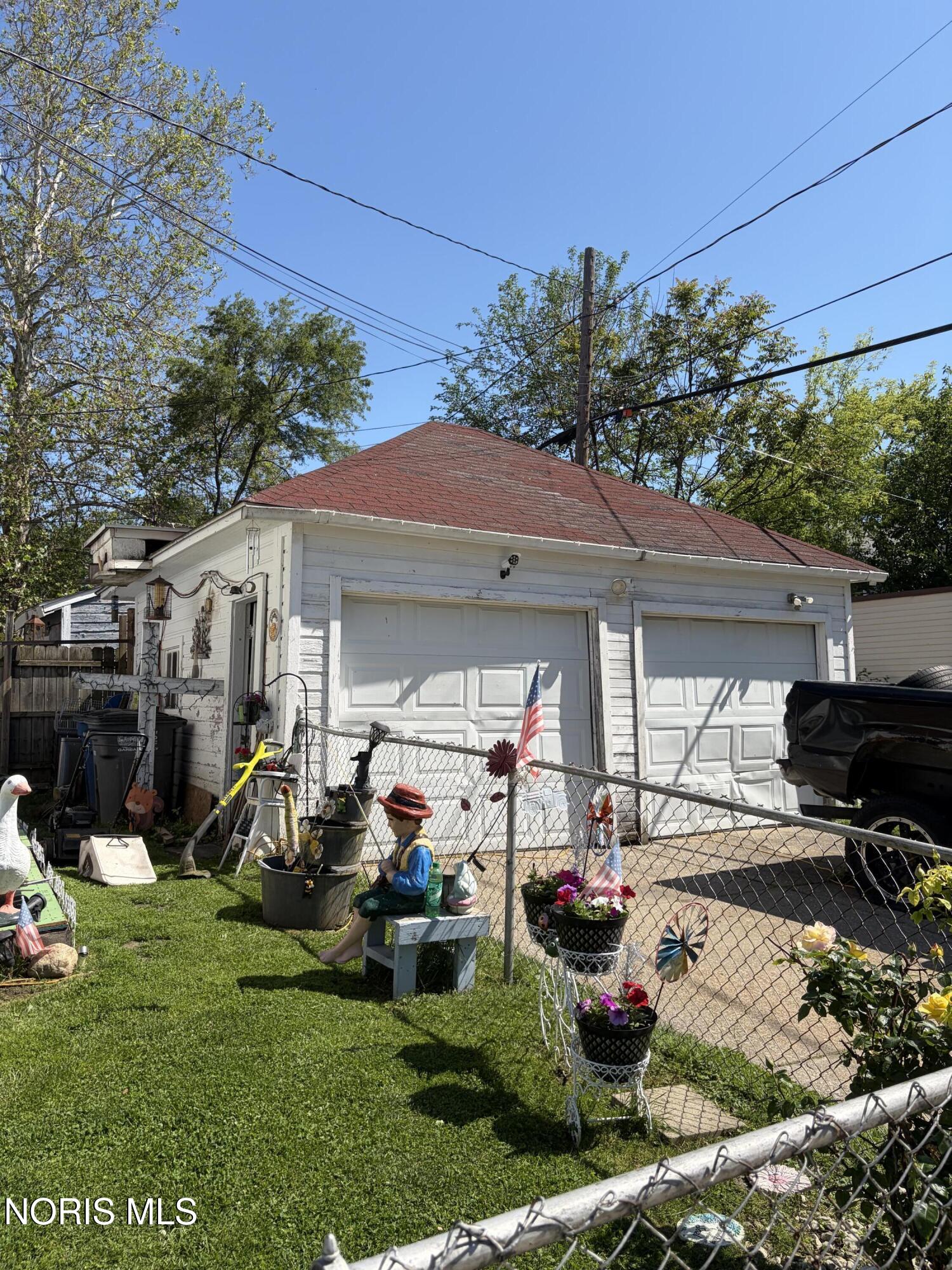 747 Toronto Avenue