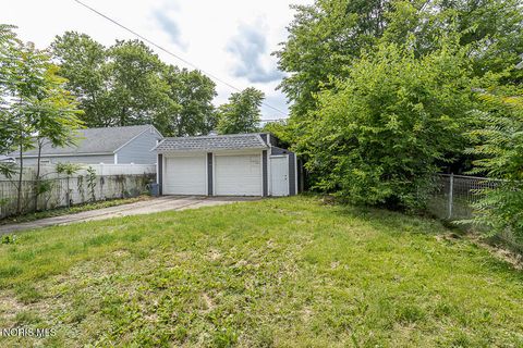 Tiny photo for 4235 Belmar Avenue, Toledo, OH 43612 (MLS # 10009727)