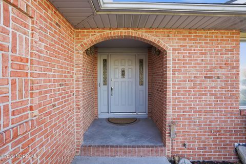 Tiny photo for 1812 Cobblestone Drive # 6, Findlay, OH 45840 (MLS # 10002468)