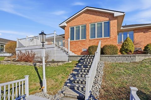 Tiny photo for 1812 Cobblestone Drive # 6, Findlay, OH 45840 (MLS # 10002468)