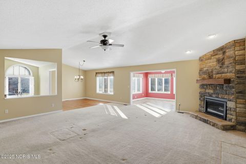 Tiny photo for 1812 Cobblestone Drive # 6, Findlay, OH 45840 (MLS # 10002468)