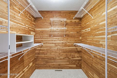 Tiny photo for 1812 Cobblestone Drive # 6, Findlay, OH 45840 (MLS # 10002468)