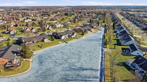 Tiny photo for 1812 Cobblestone Drive # 6, Findlay, OH 45840 (MLS # 10002468)