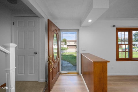 Tiny photo for 3322 Cromwell Drive, Oregon, OH 43616 (MLS # 10014373)