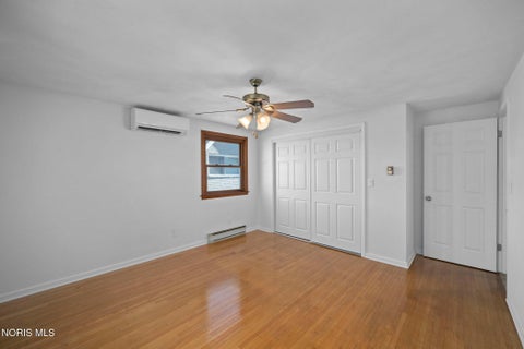Tiny photo for 3322 Cromwell Drive, Oregon, OH 43616 (MLS # 10014373)