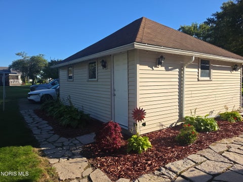 Tiny photo for 157 Geiger Street, Bluffton, OH 45817 (MLS # 10013989)