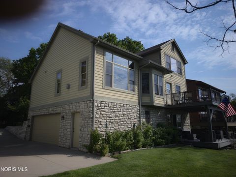 Tiny photo for 316 E Harrison Street, Maumee, OH 43537 (MLS # 10007720)