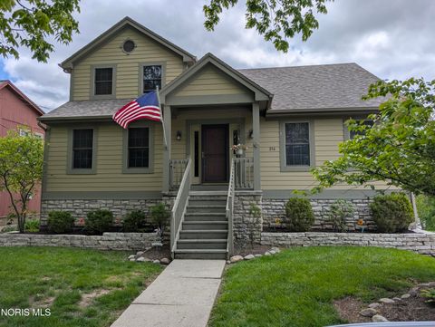 Photo of 316 E Harrison Street, Maumee, OH 43537 (MLS # 10007720)