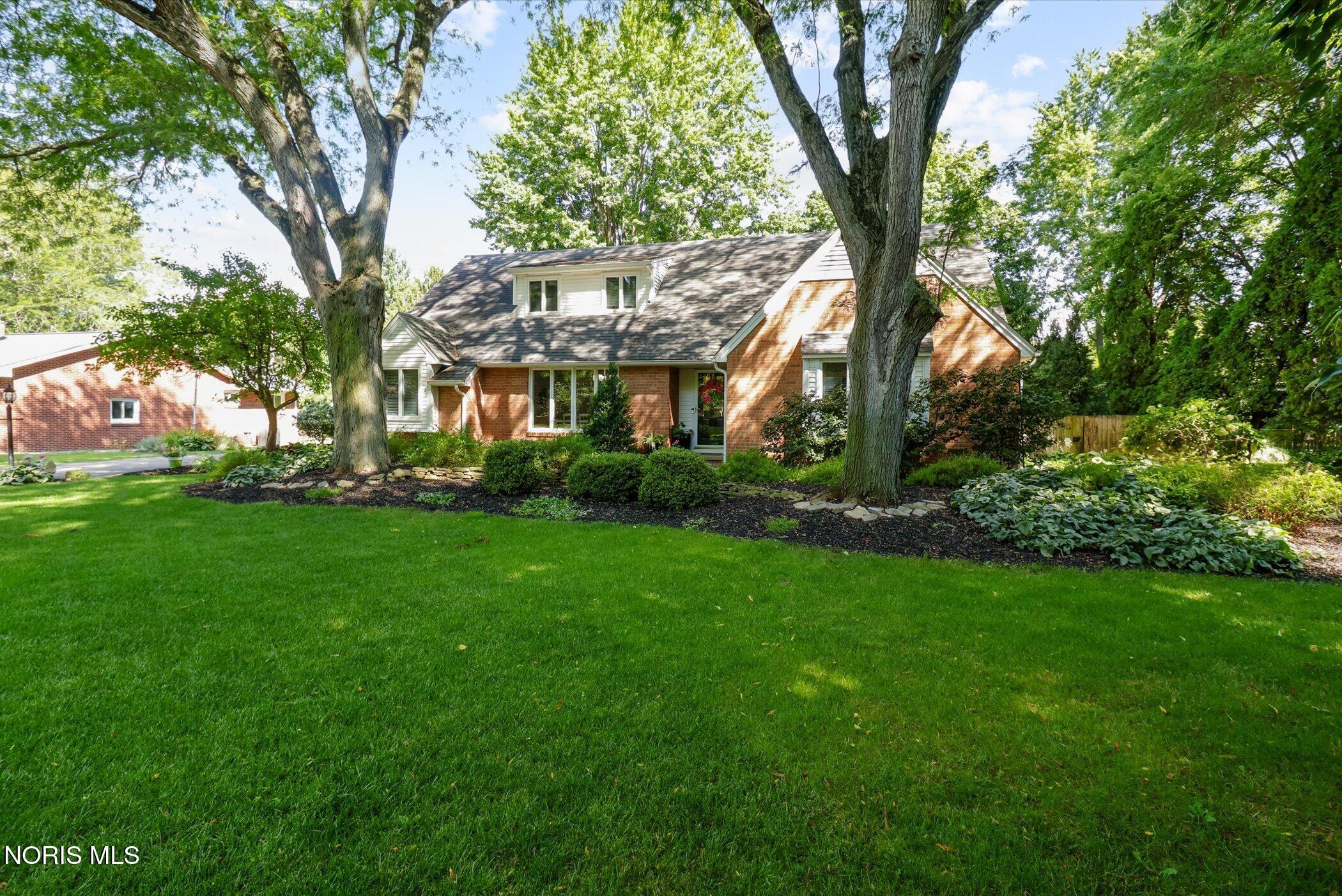 7 Parkwood Drive