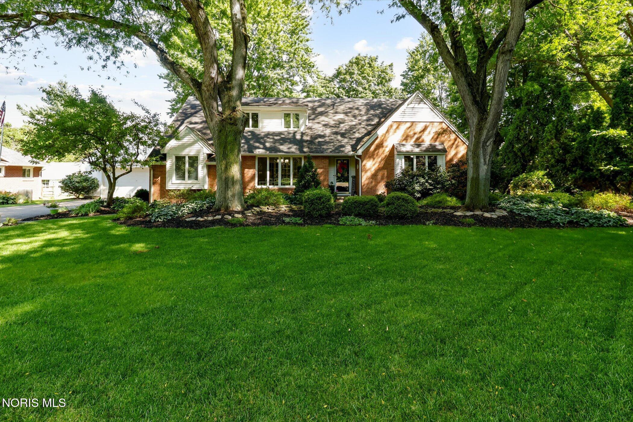 7 Parkwood Drive