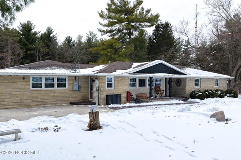 Photo of 26654 Elliott Road, Defiance, OH 43512 (MLS # 10003699)