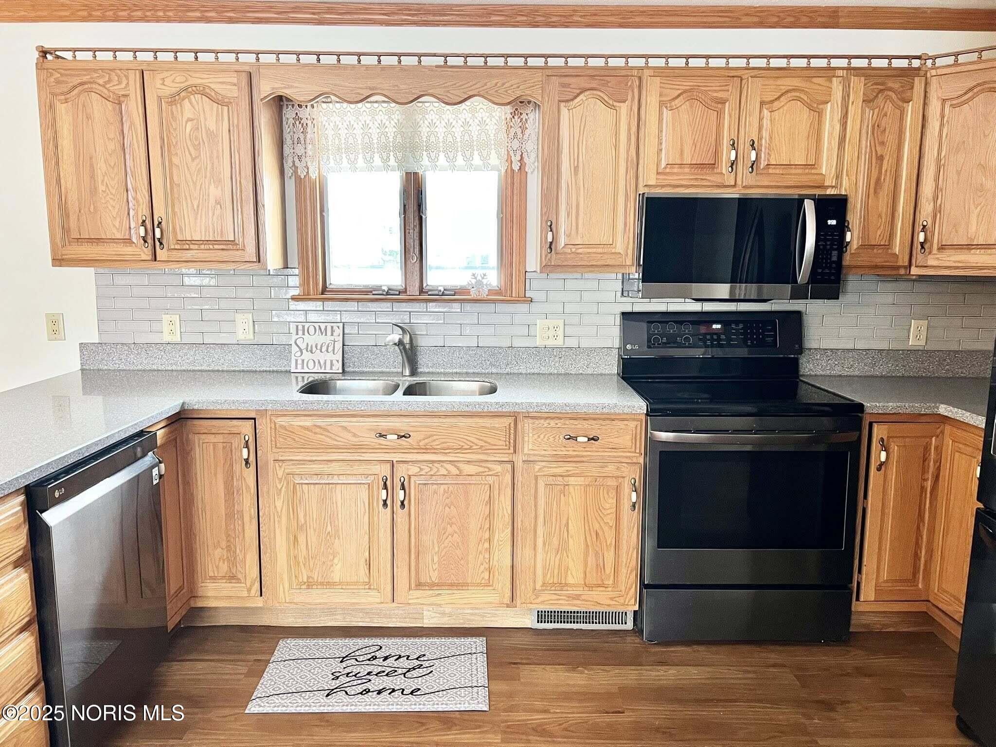 Arlington, Ohio 45814, United States, 3 Bedrooms Bedrooms, ,2 BathroomsBathrooms,Residential,Coming Soon,248389