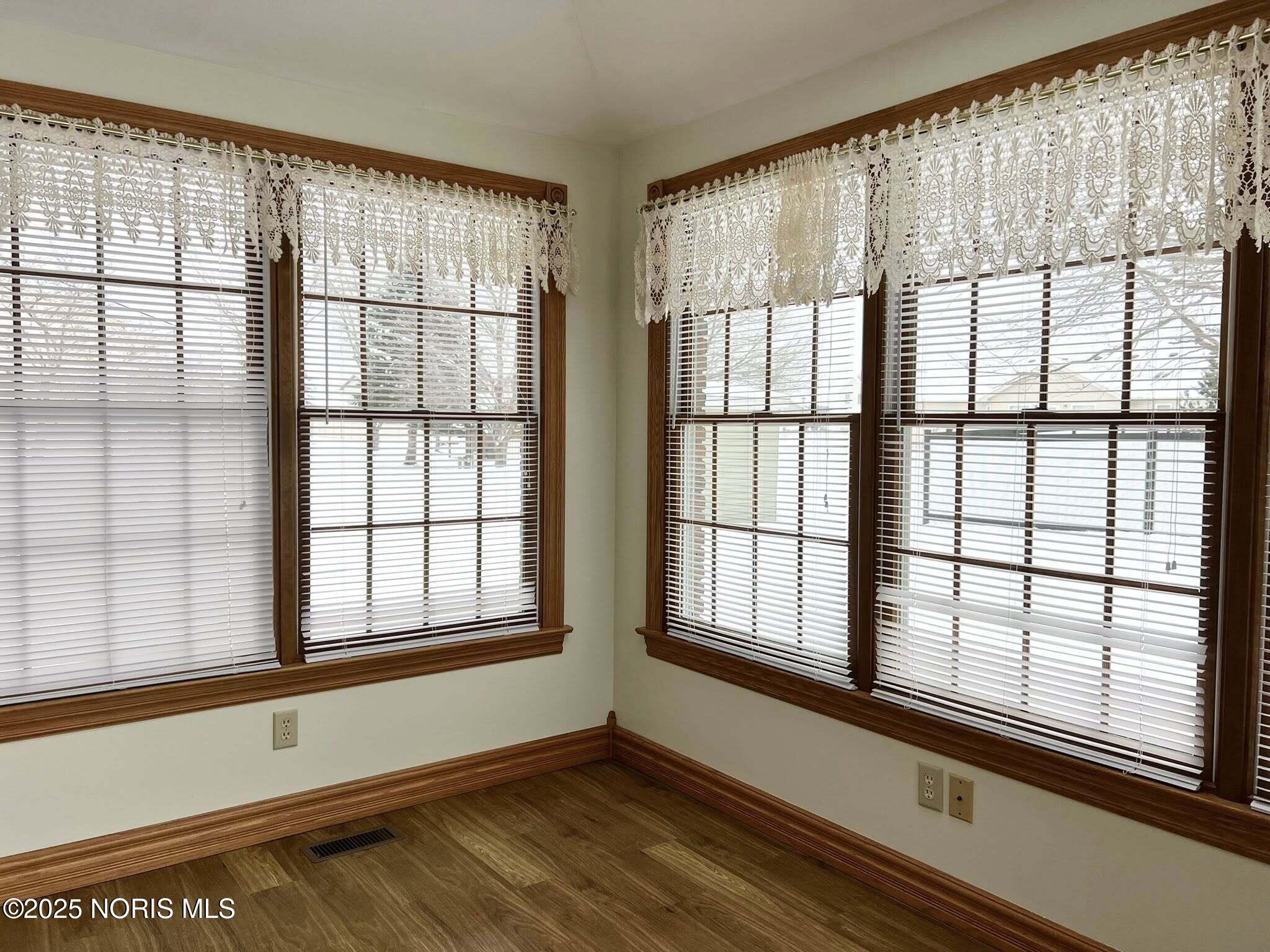 Arlington, Ohio 45814, United States, 3 Bedrooms Bedrooms, ,2 BathroomsBathrooms,Residential,Coming Soon,248389