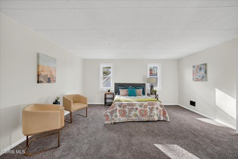 Tiny photo for 2820 Claredale Road, Toledo, OH 43613 (MLS # 10005066)