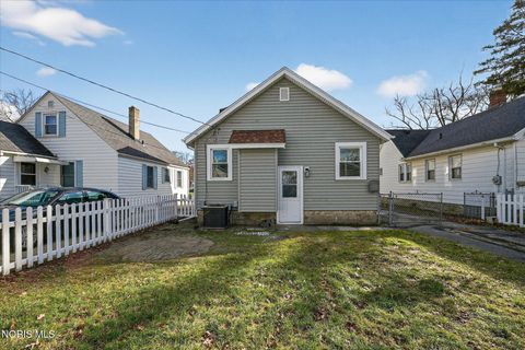 Tiny photo for 2820 Claredale Road, Toledo, OH 43613 (MLS # 10005066)