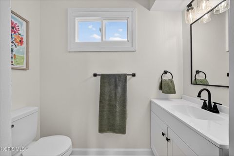 Tiny photo for 2820 Claredale Road, Toledo, OH 43613 (MLS # 10005066)