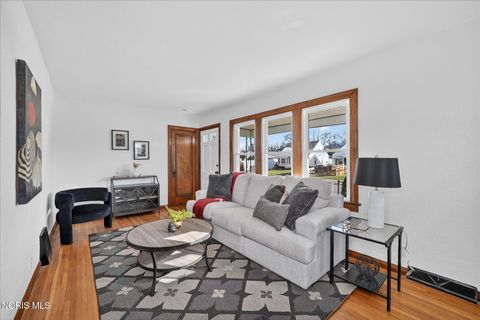 Tiny photo for 2820 Claredale Road, Toledo, OH 43613 (MLS # 10005066)