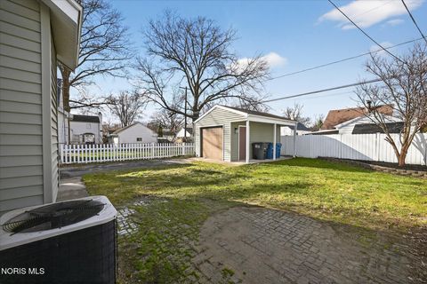 Tiny photo for 2820 Claredale Road, Toledo, OH 43613 (MLS # 10005066)