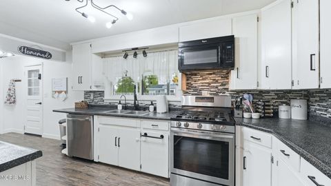Tiny photo for 518 W Merrin Street, Payne, OH 45880 (MLS # 10007536)