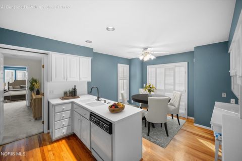 Tiny photo for 36 Wolfridge Drive, Holland, OH 43528 (MLS # 10006171)