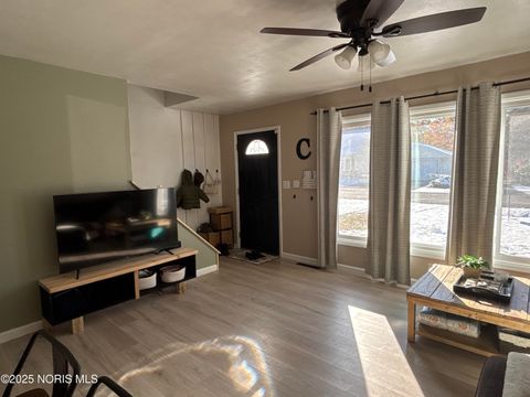 Tiny photo for 2336 Murray Drive, Toledo, OH 43613 (MLS # 10007431)