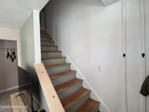 Tiny photo for 2336 Murray Drive, Toledo, OH 43613 (MLS # 10007431)