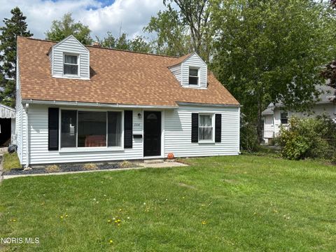 Tiny photo for 2336 Murray Drive, Toledo, OH 43613 (MLS # 10007431)
