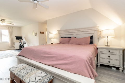 Tiny photo for 2240 Tanglewood Drive, Toledo, OH 43614 (MLS # 10012377)
